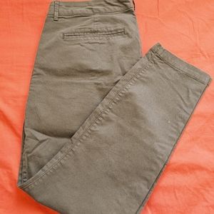 Old navy pixie chinos